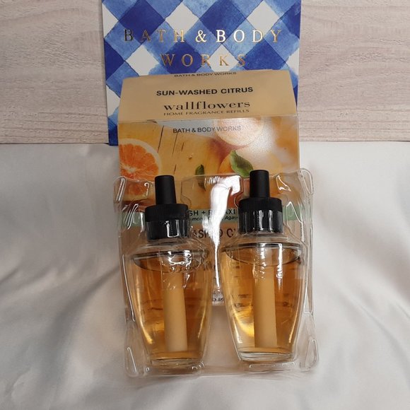 BATH & BODY WORKS WALLFLOWERS PLUG-IN REFILLS 'SUN-WASHED CITRUS' 2-PACK - Picture 9 of 14